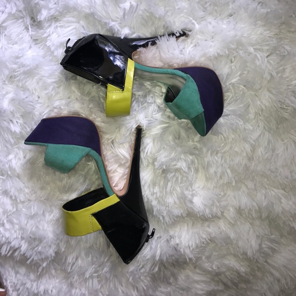 Neon Colored High heels - Picture 4 of 4